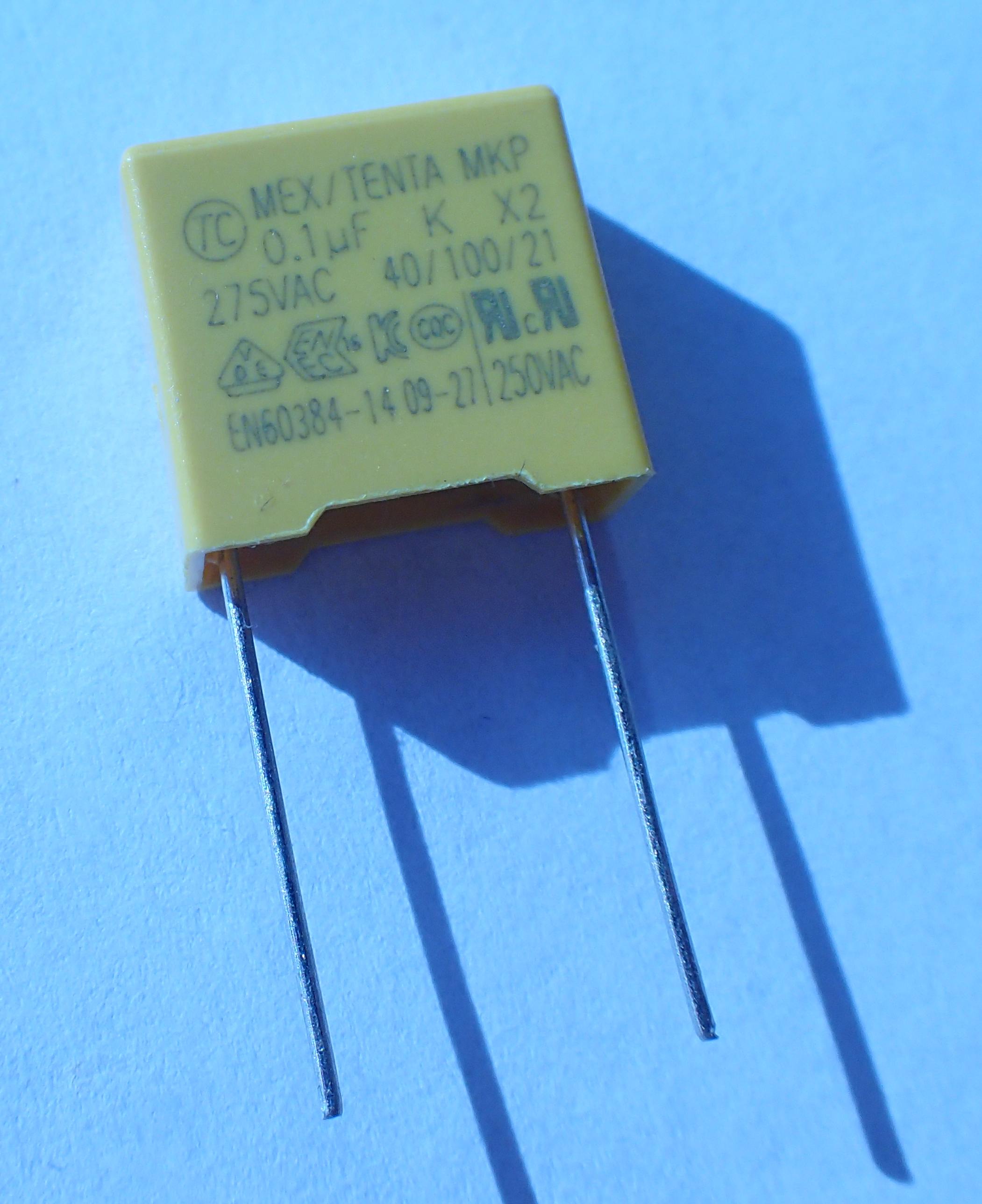 picture of a 100nF 275VAC Polypropylene MKP-X2 capacitor